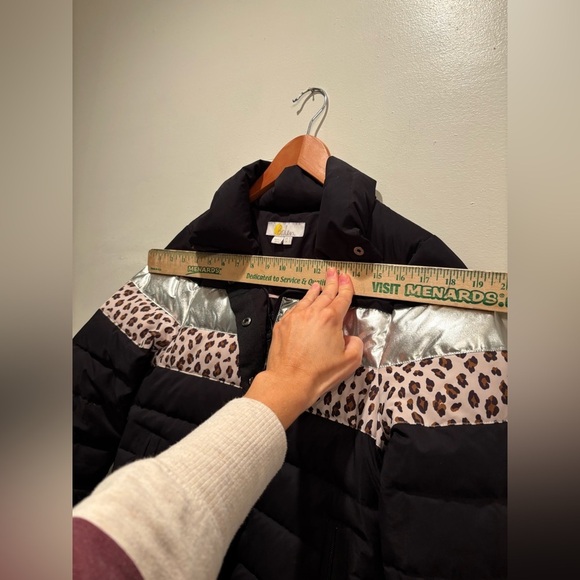 Boden Black and Silver Puffer Jacket ski animal print size 2 women’s - Picture 4 of 14